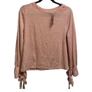 🖤5/$20 NWT Pale Pink Soft Sweater with Ties